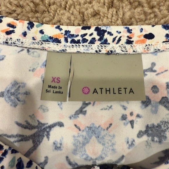 Athleta Womens XS Floral Ruched Rash Guard Swim Top Zip Front Vacation Beach - Picture 6 of 10